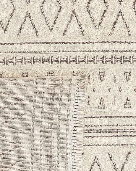 Polyester Jute-Backed Rug - Modern Geometric Fringed