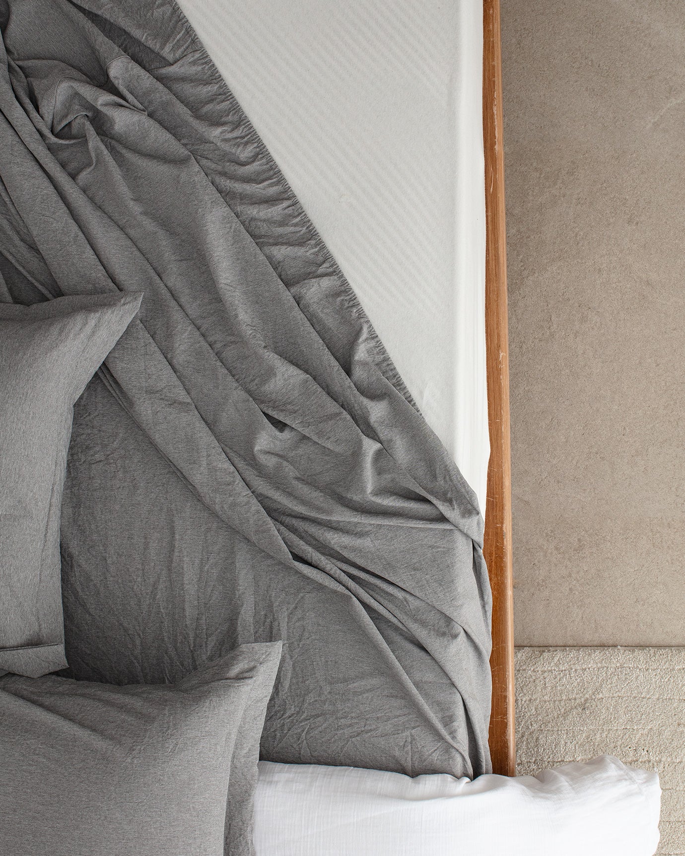 Soft Polyester Single Duvet Set - Modern Minimalist Style