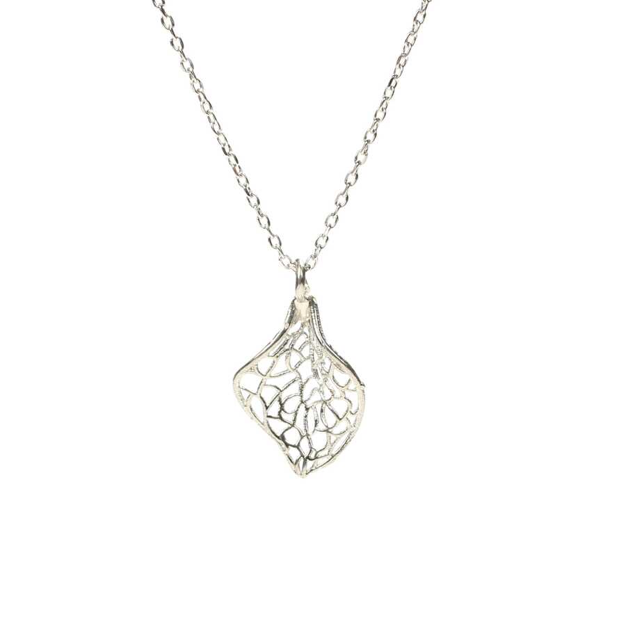 925 Sterling Silver Leaf Pendant Necklace - Elegant Nature Design