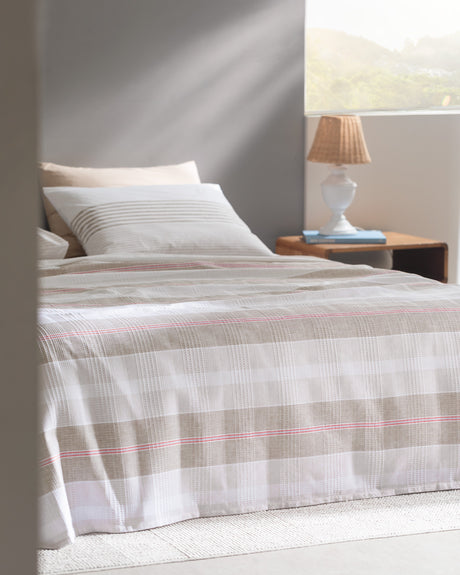 Henri Twin Size Printed Ecocell Cotton Pique Bedding Set - Soft & Breathable