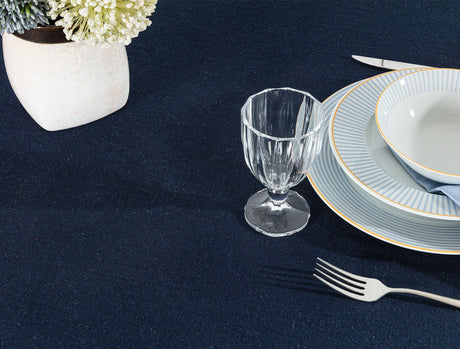 Cotton Blend Tablecloth - Classic & Versatile Dining