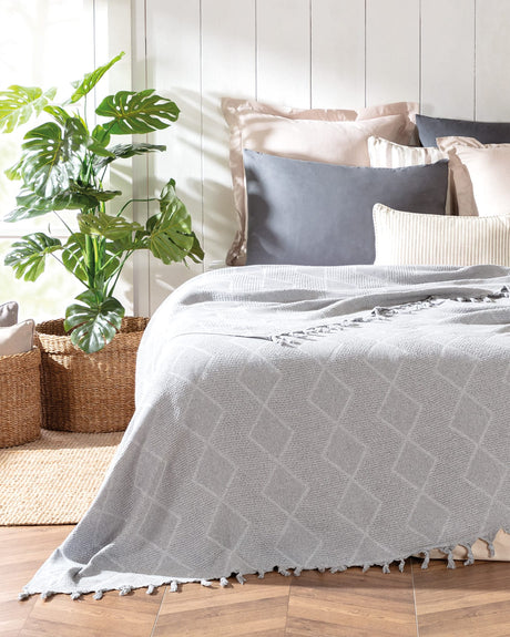 Basile Double Bedspread, Elegant Bed Cover for Bedroom
