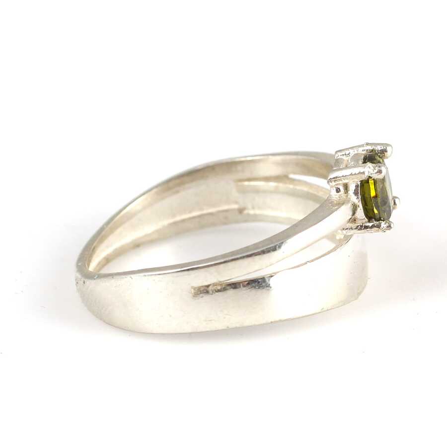 Elegantní prsten s dvojitou obručí a solitérem z peridotu, stříbro 925 sterling