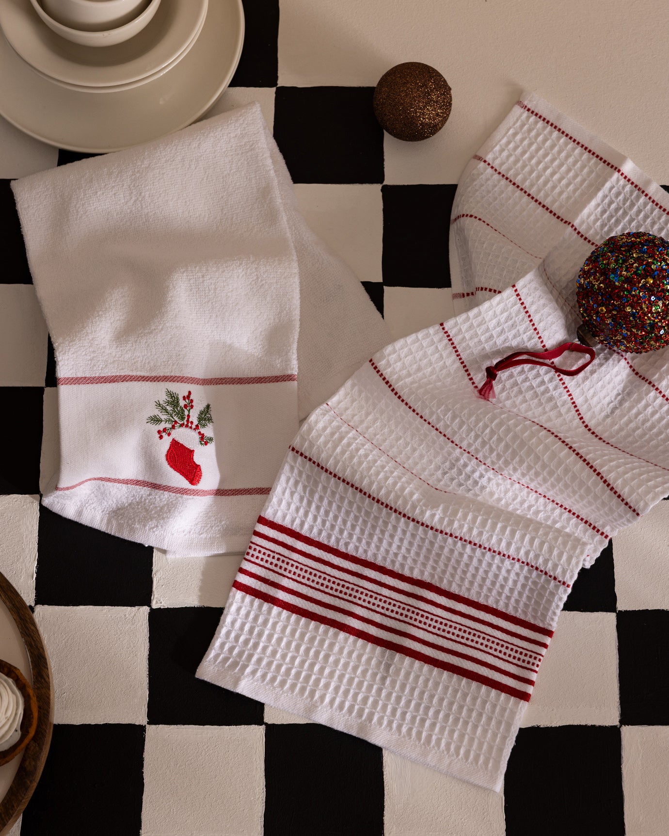 100% Cotton 2-Piece Kitchen Towel Set - Soft & Absorbent
