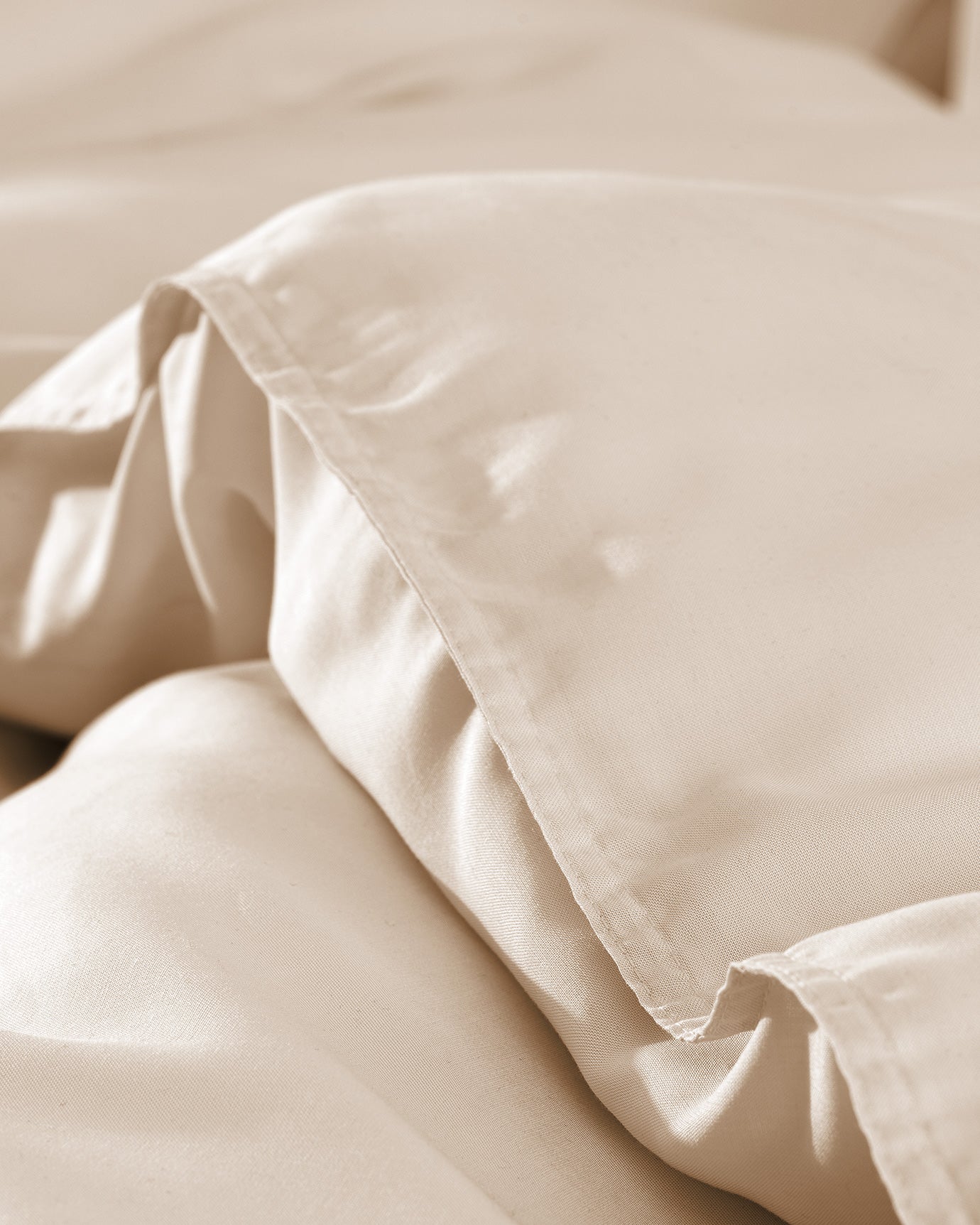 Tencel King Size Duvet Cover Set - Botanical Comfort & Gentle Touch