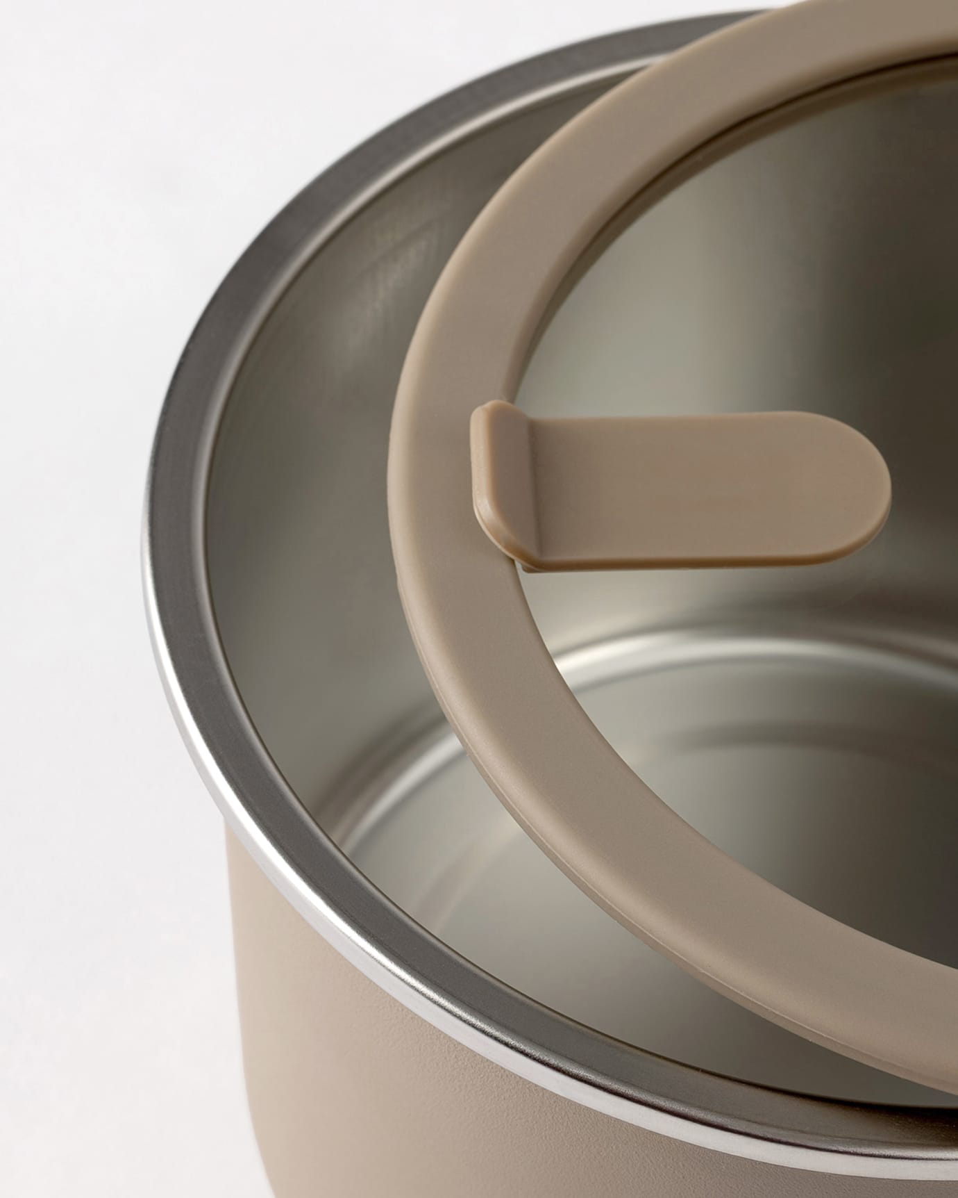 Large 2300 ml Airtight Food Storage Container with Lid - Taupe