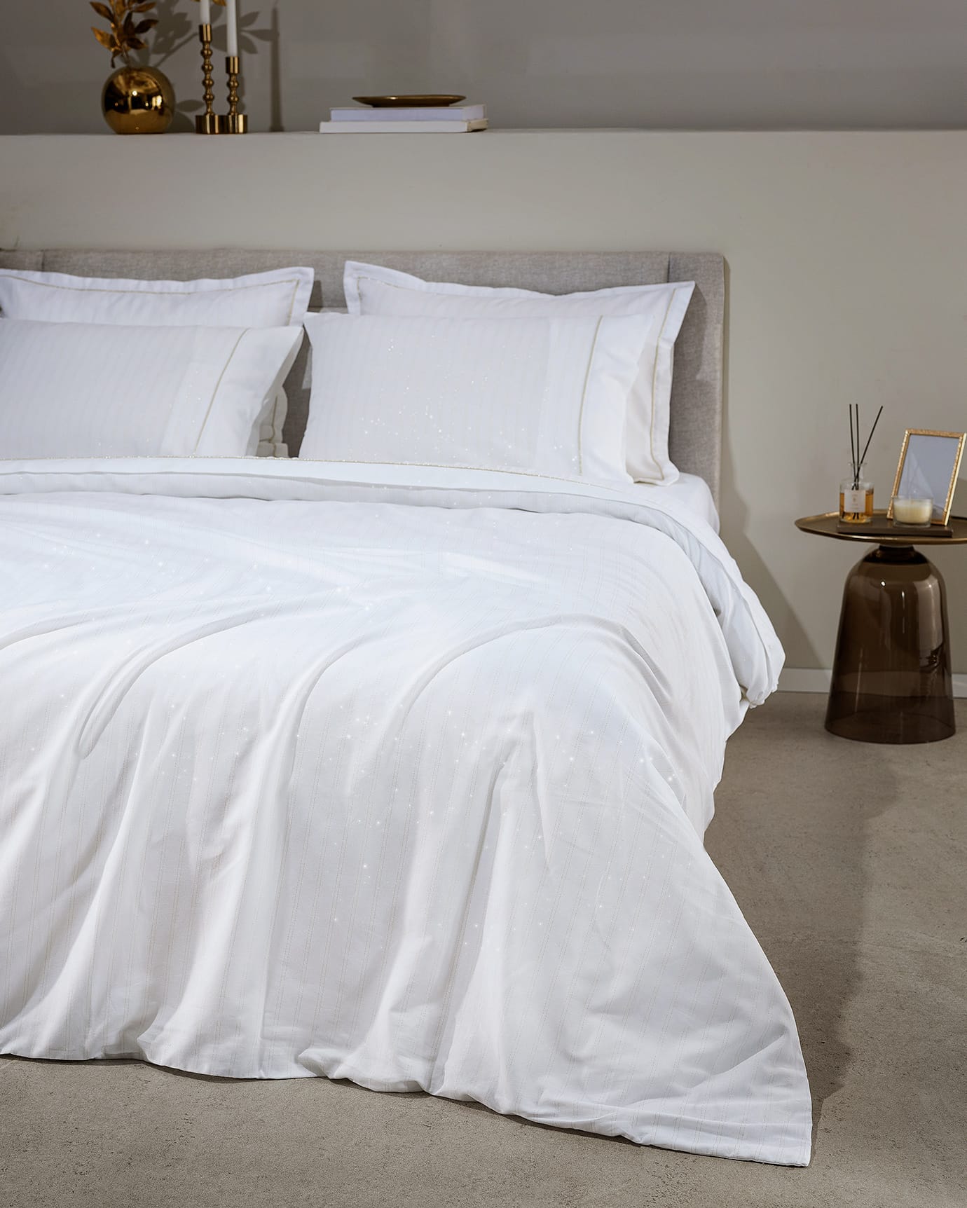 100% Cotton King Size Duvet Cover Set - Shimmering Sateen White & Gold