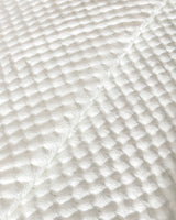 Soft Velvet Twin Bedspread - Elegant Quilted Bed Cover