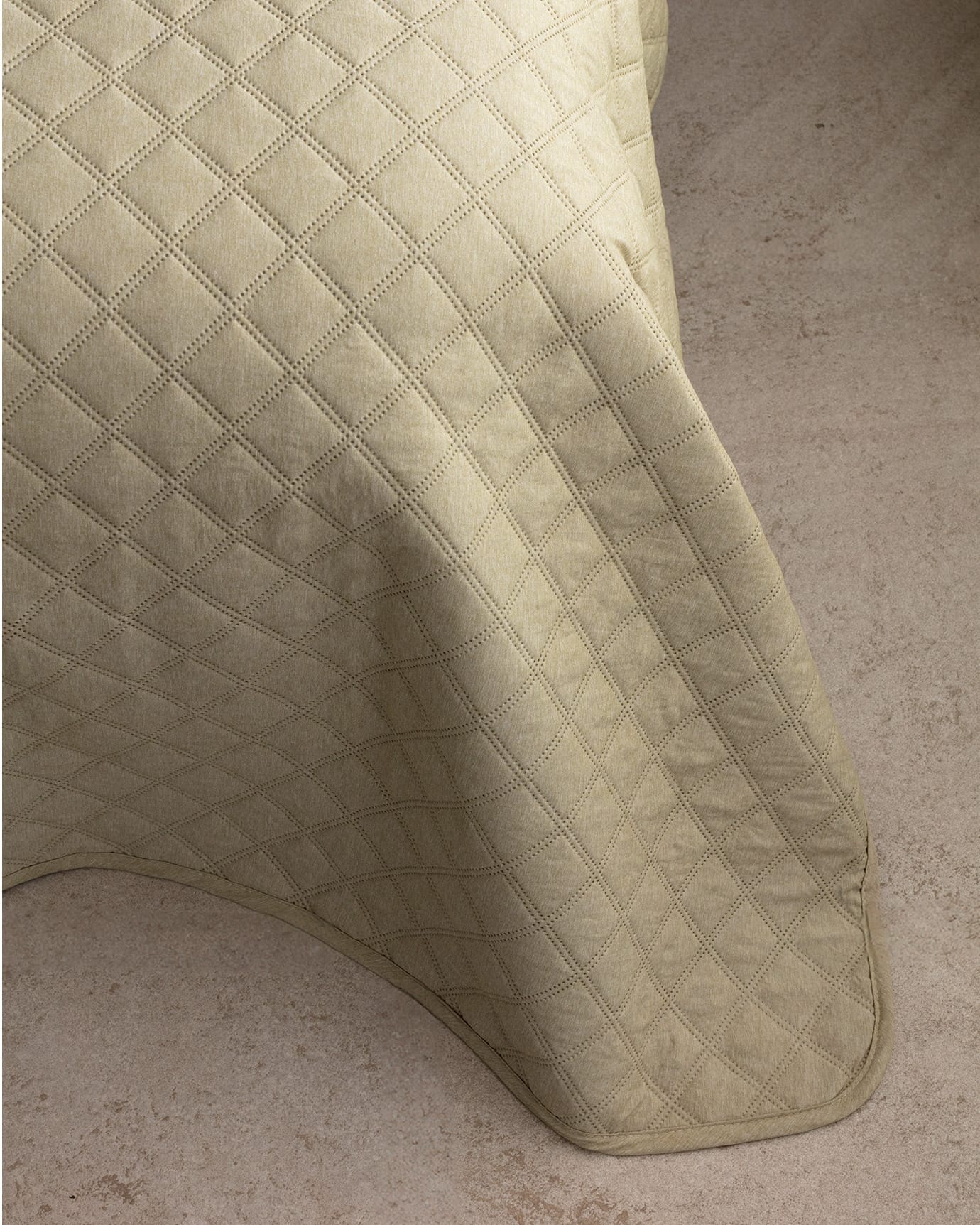 Double Bedspread - Soft & Stylish Bed Cover