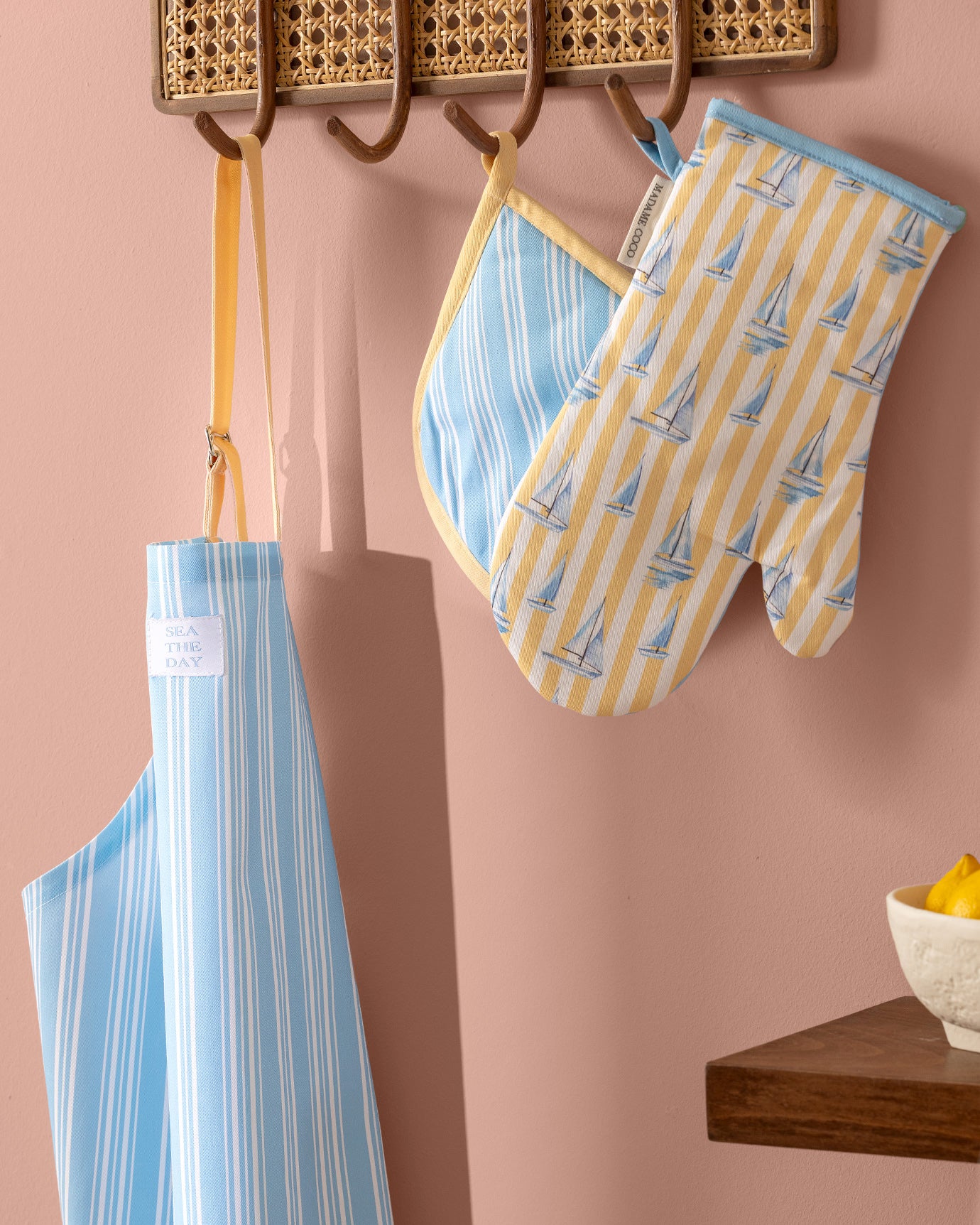 3-Piece Yellow Kitchen Set - Essential Kitchenware Collection