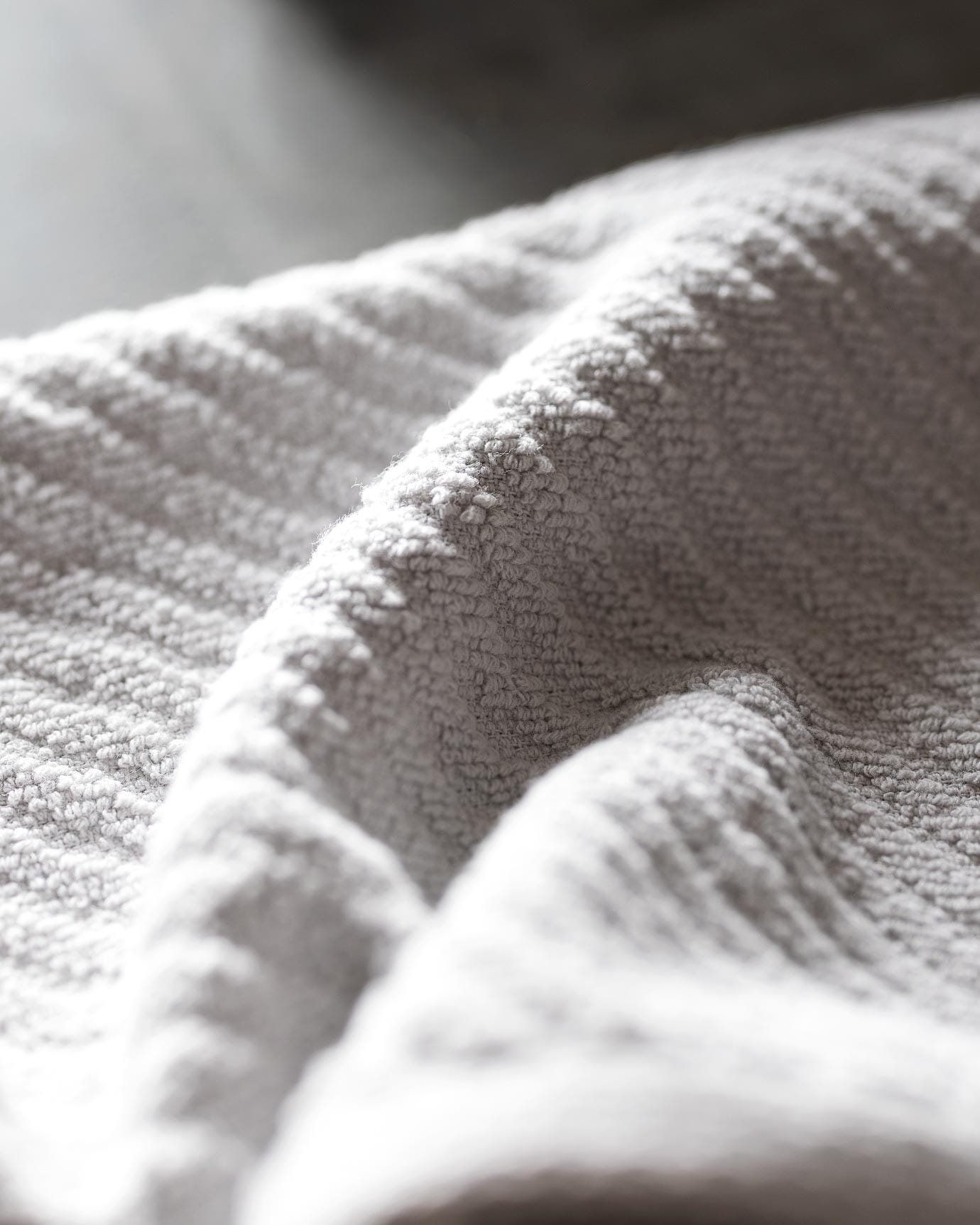 Premium 100% Cotton Hand Towels, Set of 4 - Ultra-Soft & Absorbent