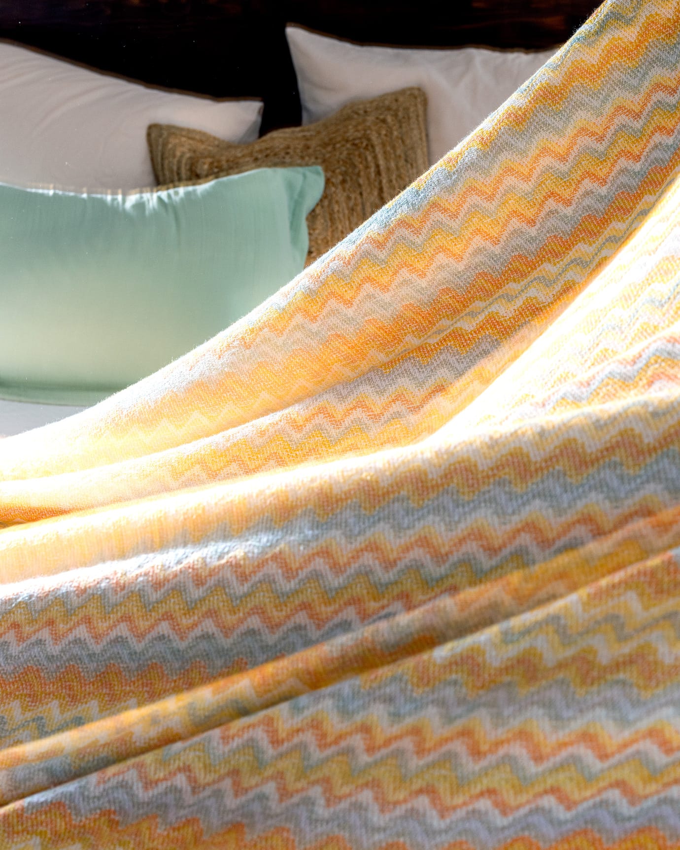 Cotton Blend Double Bedspread - Colorful Pattern