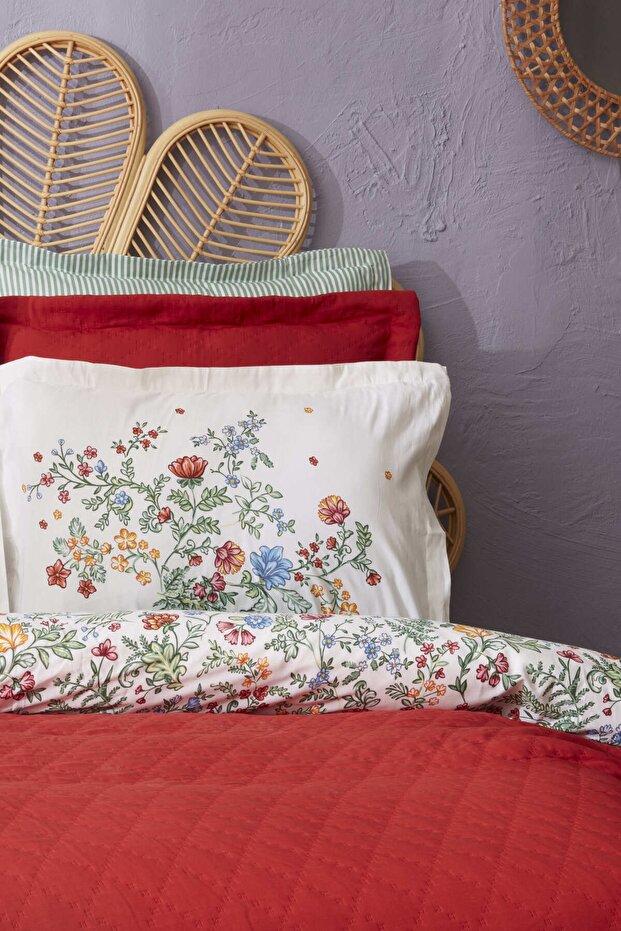 Lalin Double Duvet Set - Green Floral Bedding Collection
