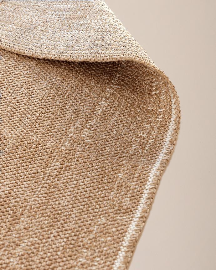 Durable Polypropylene Flatweave Rug - Melanee Beige & Ecru Design