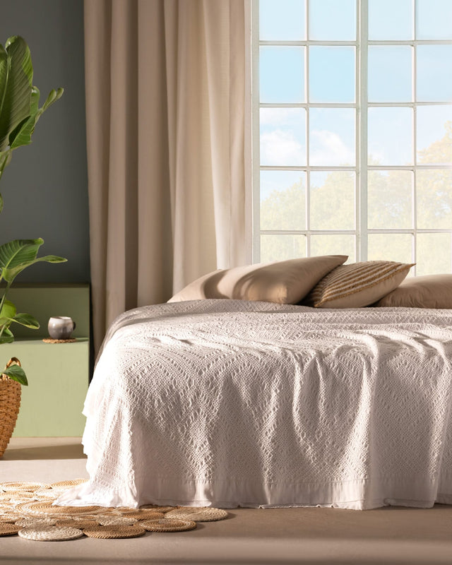 Eleta 100% Cotton Double Bedspread - Soft & Breathable Bed Cover