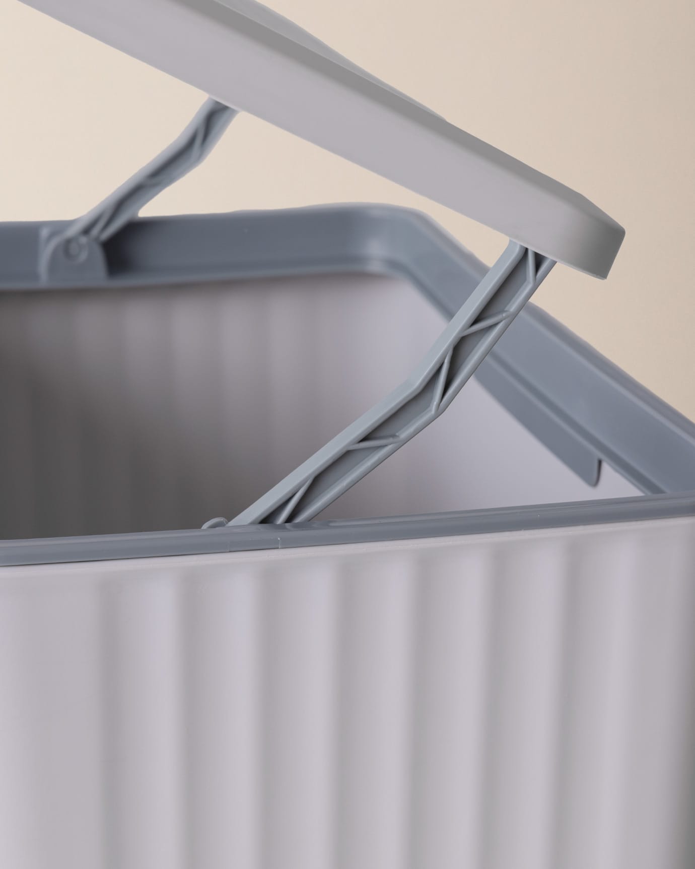Plastic Hanging Waste Bin - Modern Space-Saving Design