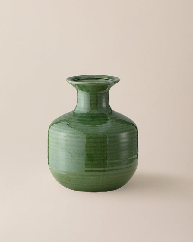 Elegant Lavender Decorative Vase - Modern Home Decor Accent