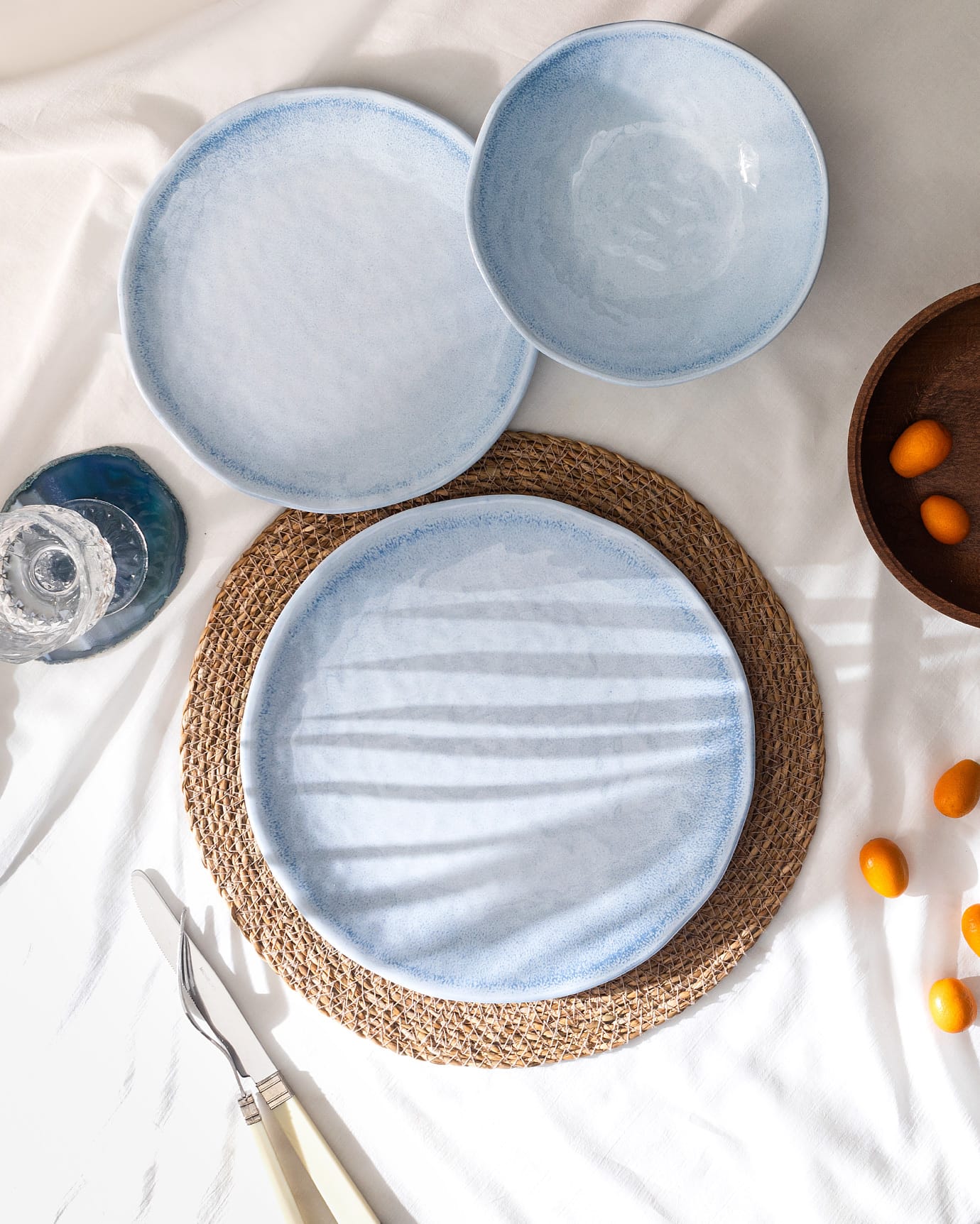 Melamine Dinnerware Set for 6 - Durable & Stylish for Modern Tables