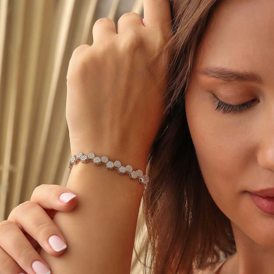 Sterling Silver Honeycomb Zirconia Bracelet - Diamond-Look Design
