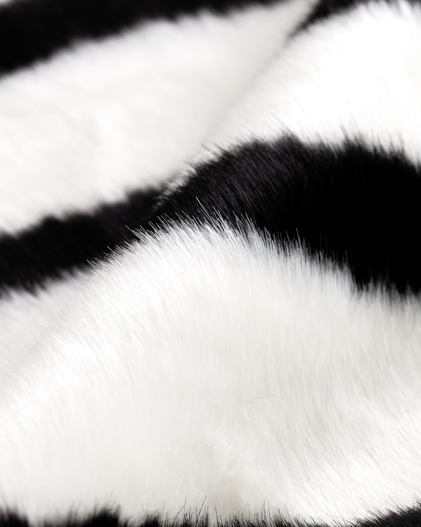 Polyester Throw Blanket - Modern Black & White Design