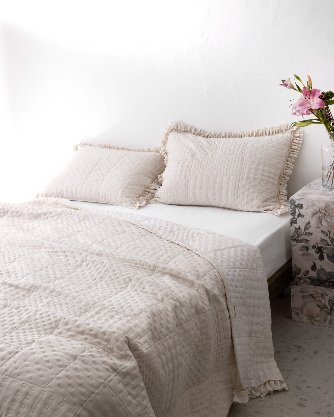 Twin Size Decorative Bedspread