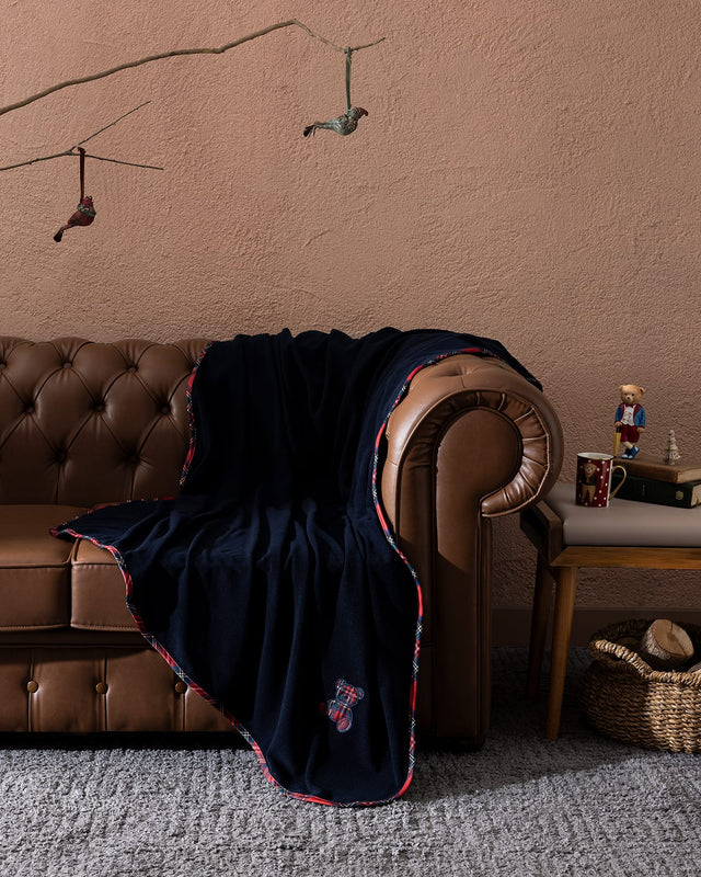 Polyester Throw Blanket - Modern Comfort & Style