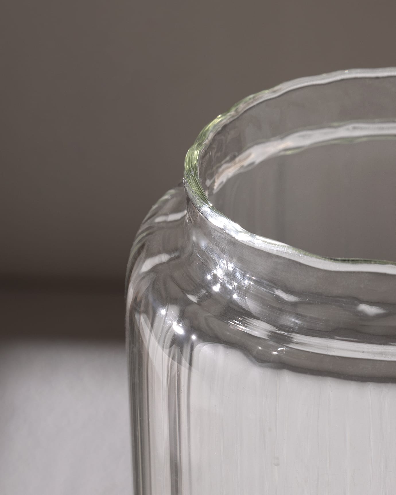 Airtight Borosilicate Glass Food Storage Jar, 1200 ml Kitchen Canister