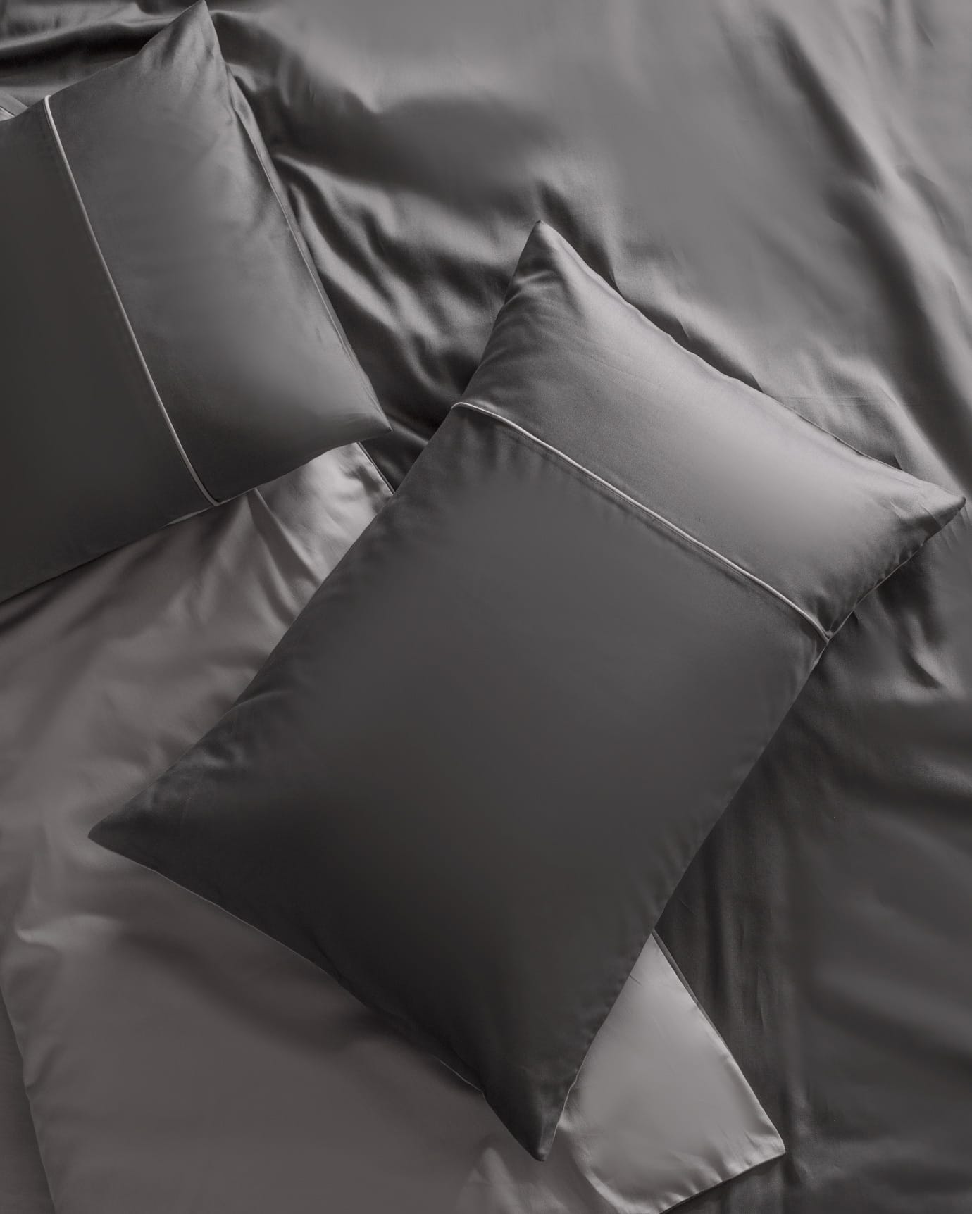 Premium 100% Cotton Sateen Piped Duvet Cover Set - Full/Queen - Anthracite Grey
