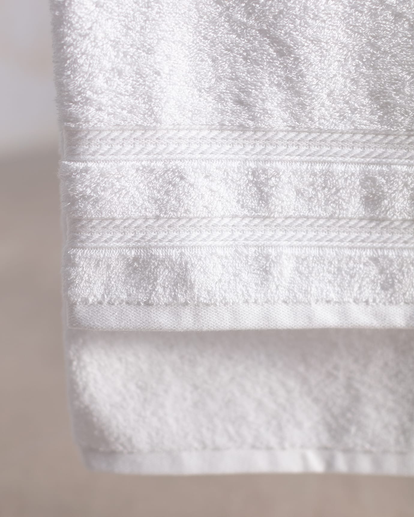 100% Cotton Dobby Weave Bath Towel - Hotel Quality Softness