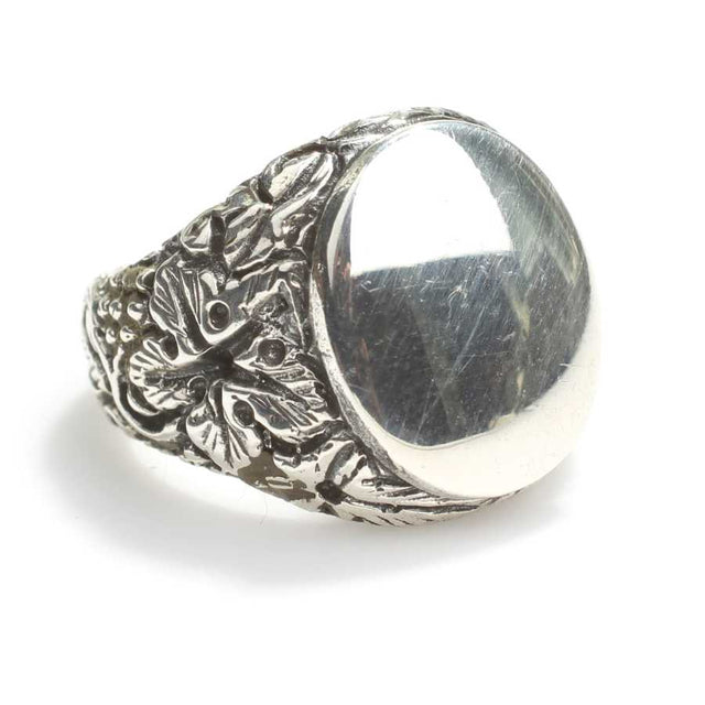925 Sterling Silver Men's Ring - Oval Face with Intricate Engraved Band