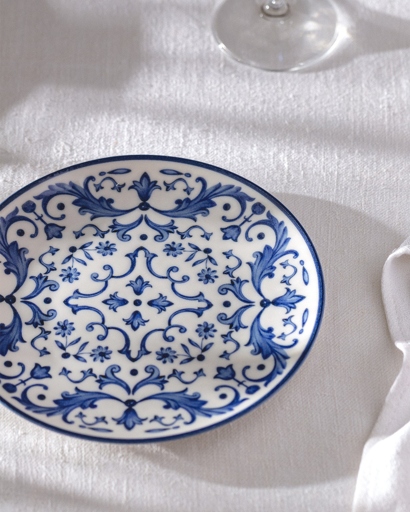 New Bone China Pasta Plate - Elegant Blue & White Serenity Pattern