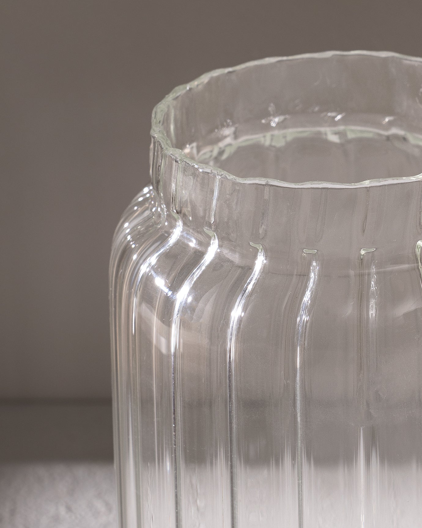 Borosilicate Glass Food Storage Jar, 690 ml Clear Kitchen Container