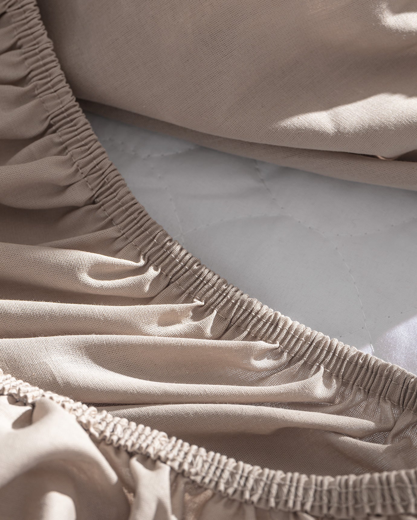 King Size 100% Cotton Ranforce Fitted Sheet - Dark Beige