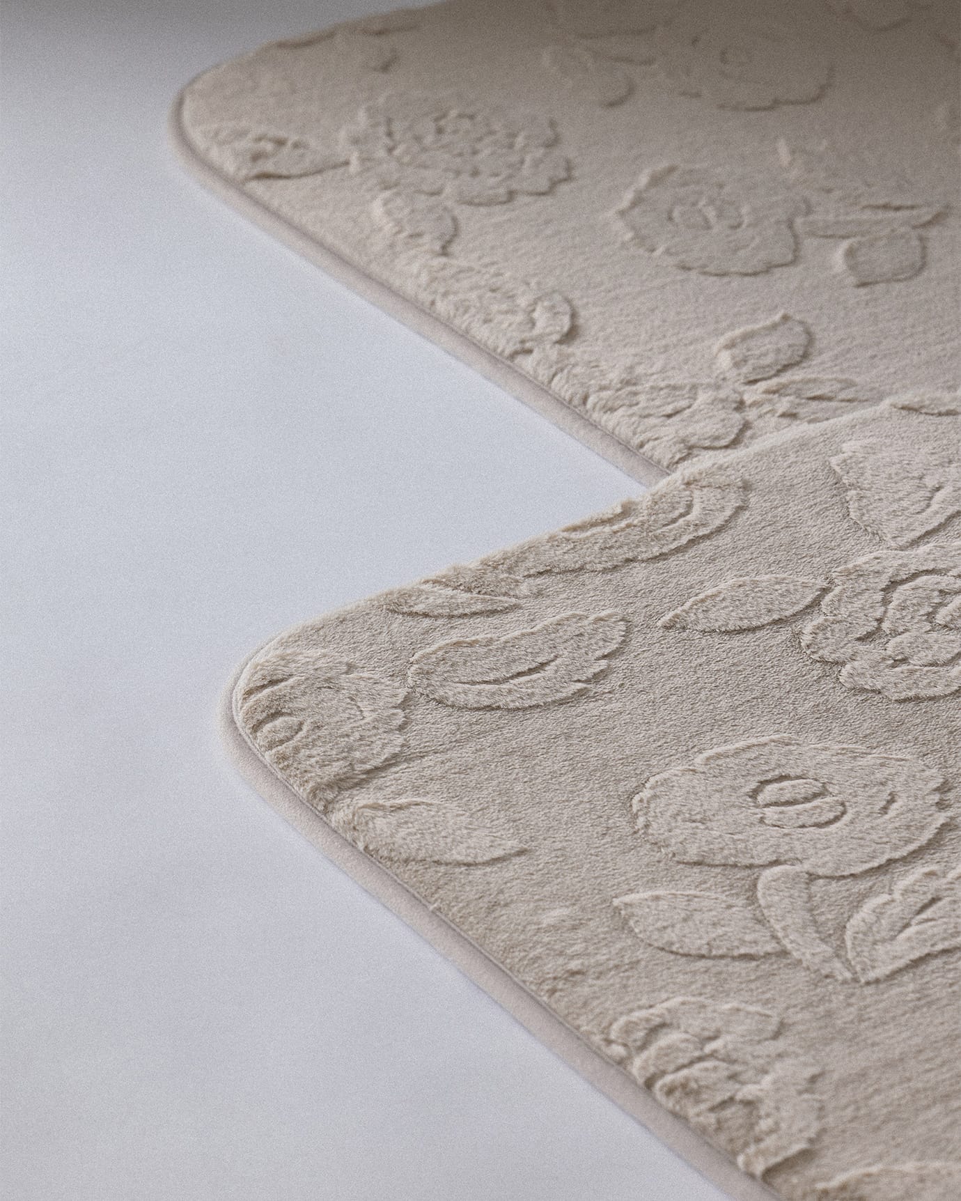 Luxurious Polyester Bath Mat Set - Ultra-Soft & Absorbent