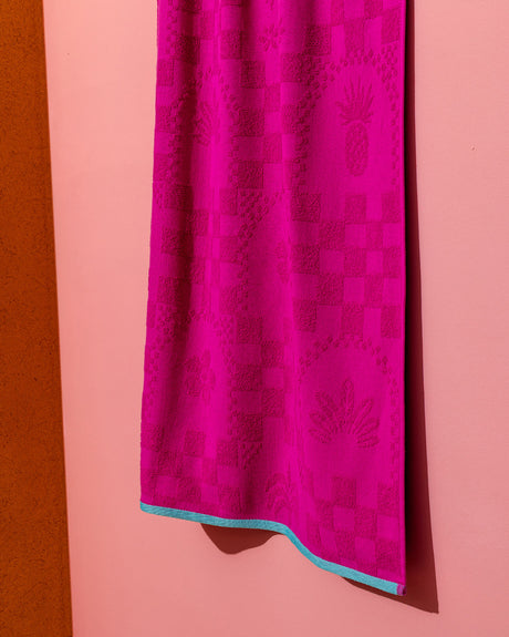 100% Cotton Beach Towel - Ultra Soft & Absorbent