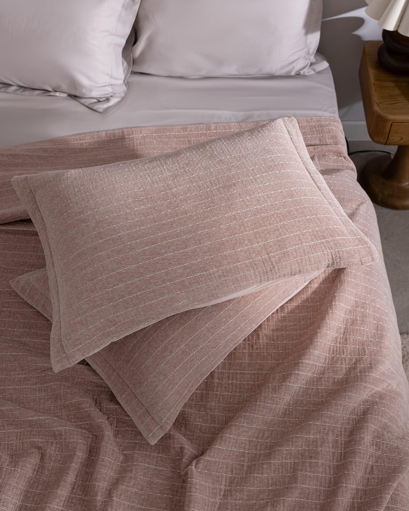 100% Polyester Double Bedspread Set - Powder Pink Elegance