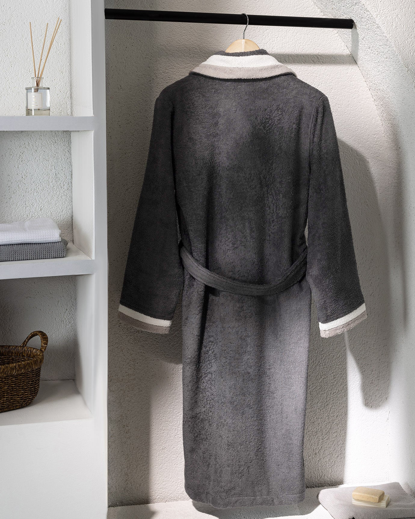 Plush Cotton Women's Bathrobe - Luxury Comfort Collection