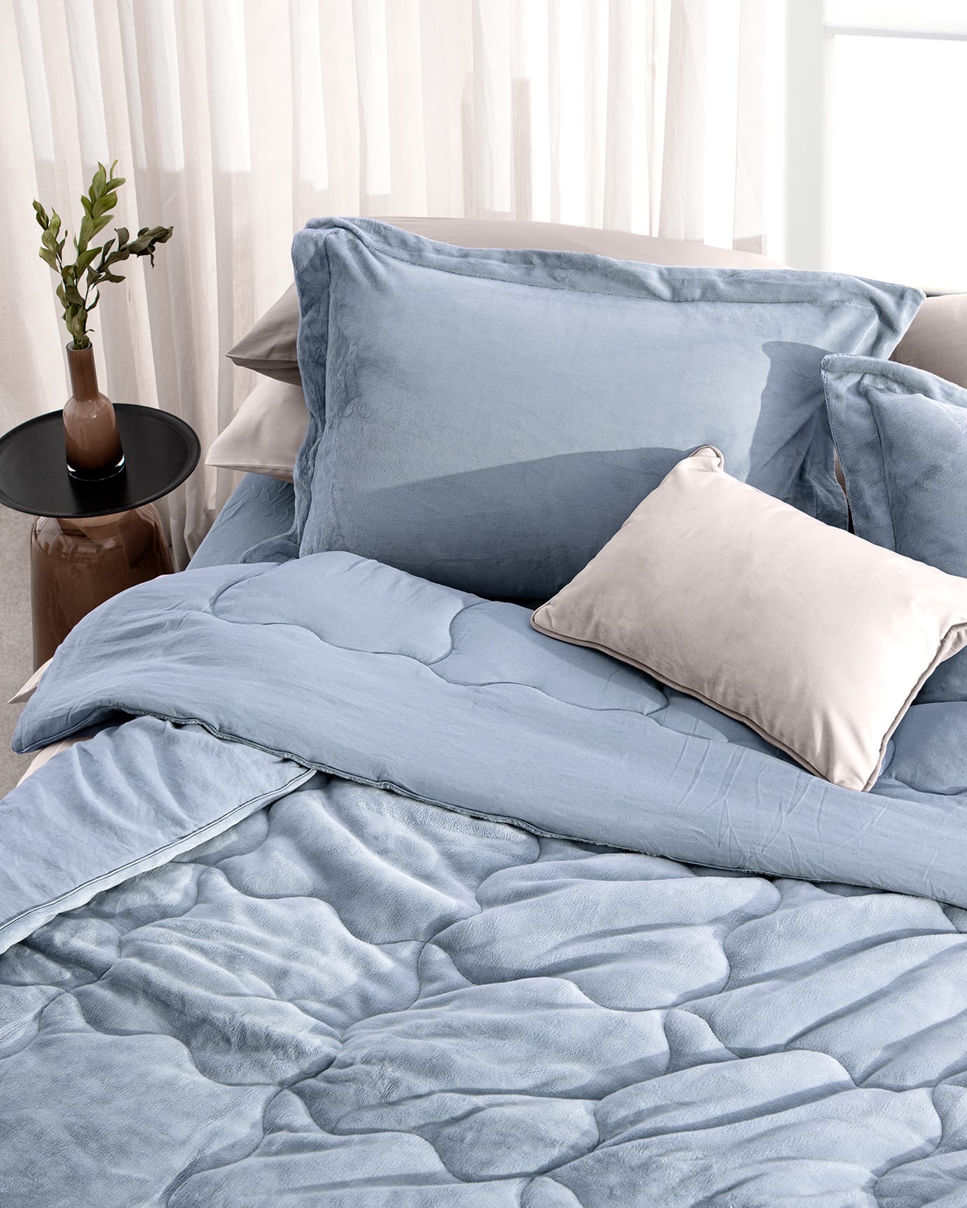 Kaira Indigo Double Bedding Set