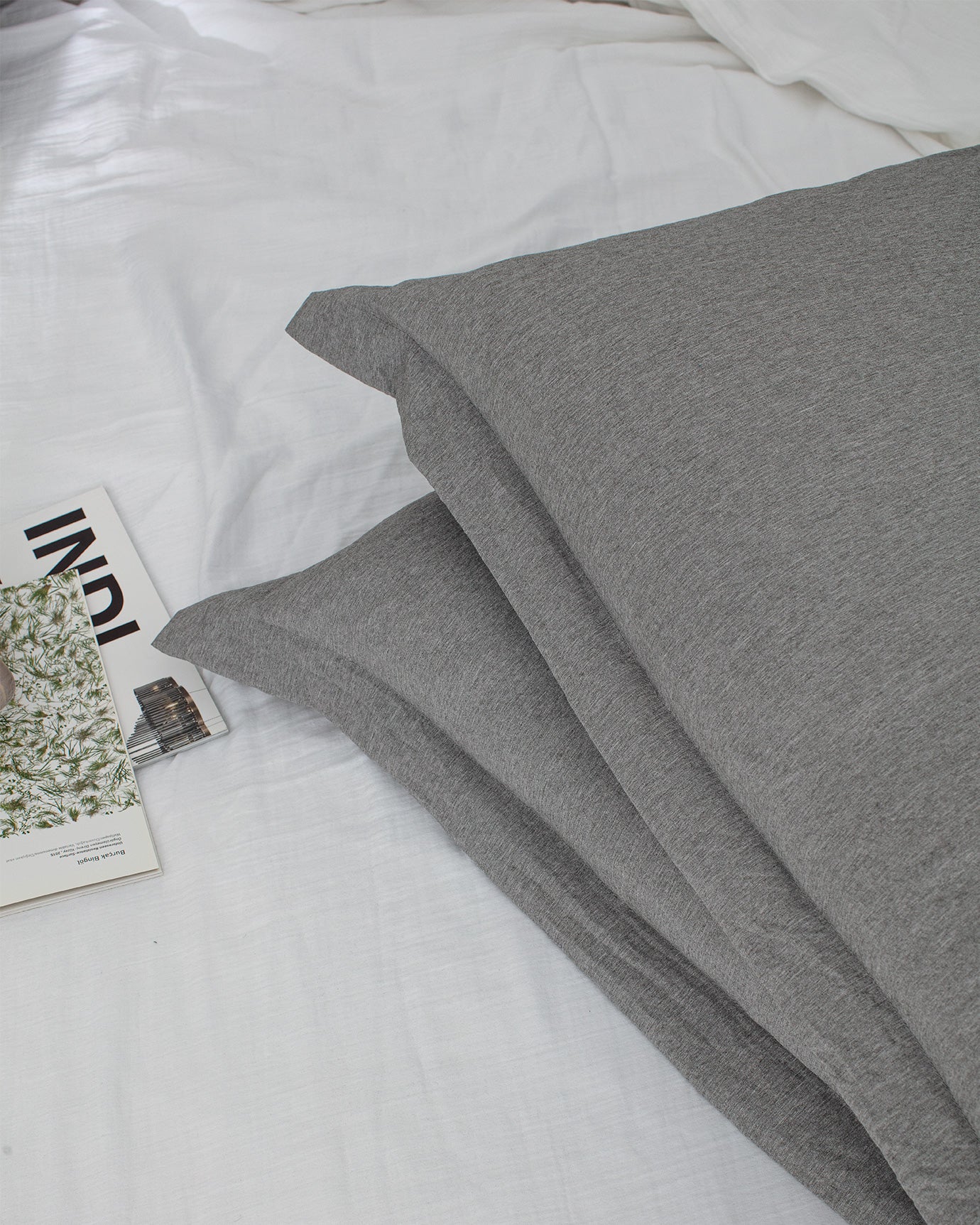 Soft Polyester Double Bedding Set - Modern Comfort & Relaxing Sleep
