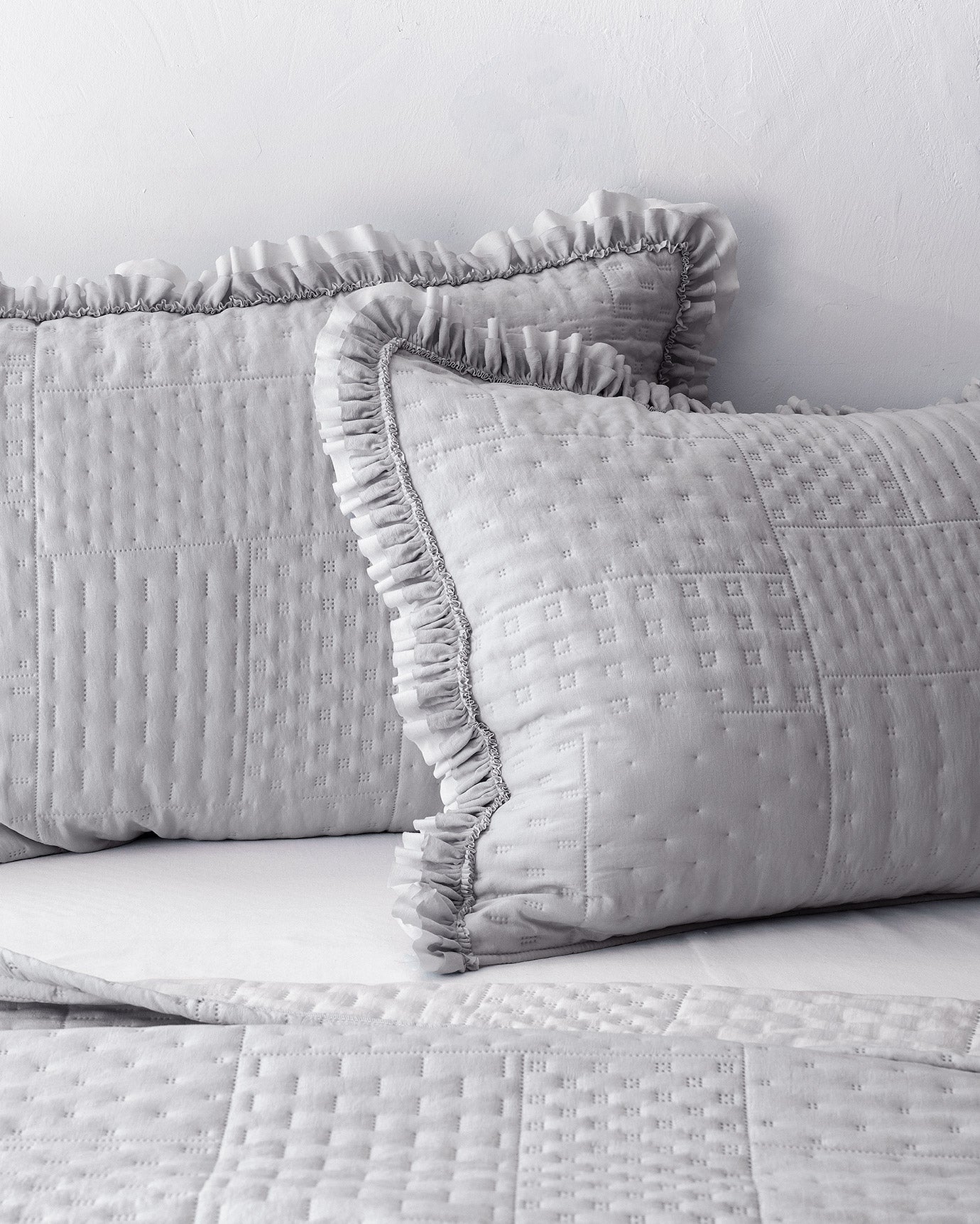 Maryon Twin Coverlet Bedding Set - Soft & Lightweight Quilted Design