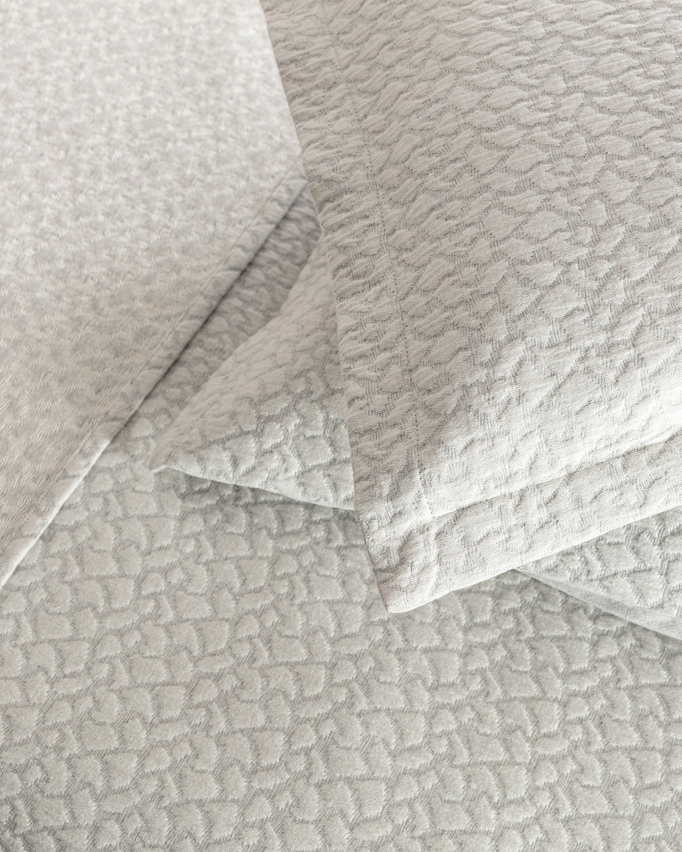 Double Bedspread Quilted Cover - Soft & Stylish