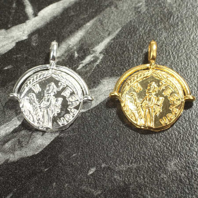 Premium 925 Sterling Silver Motif Pendant