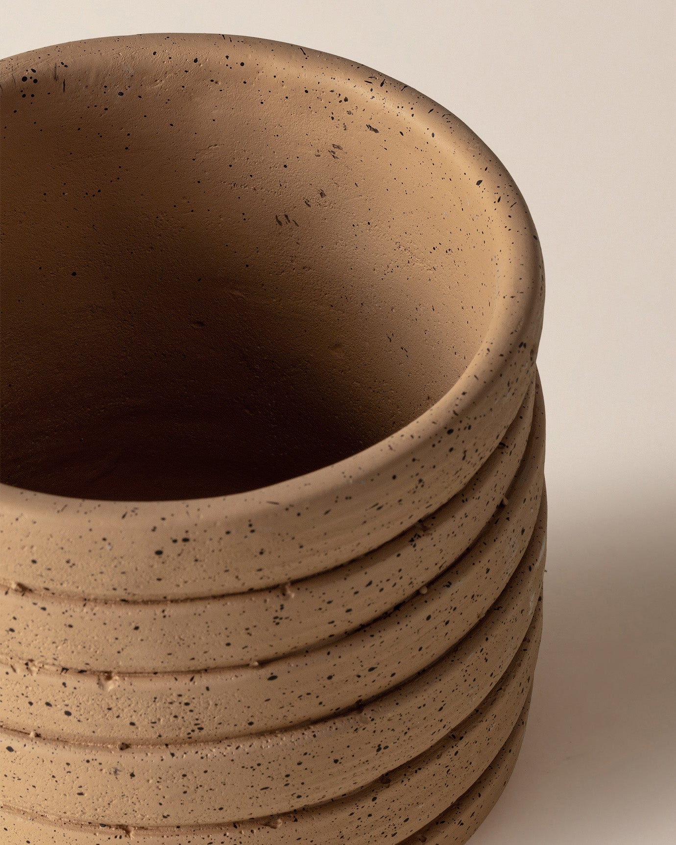 Cement Planter - Modern Minimalist Style for Indoor Greenery