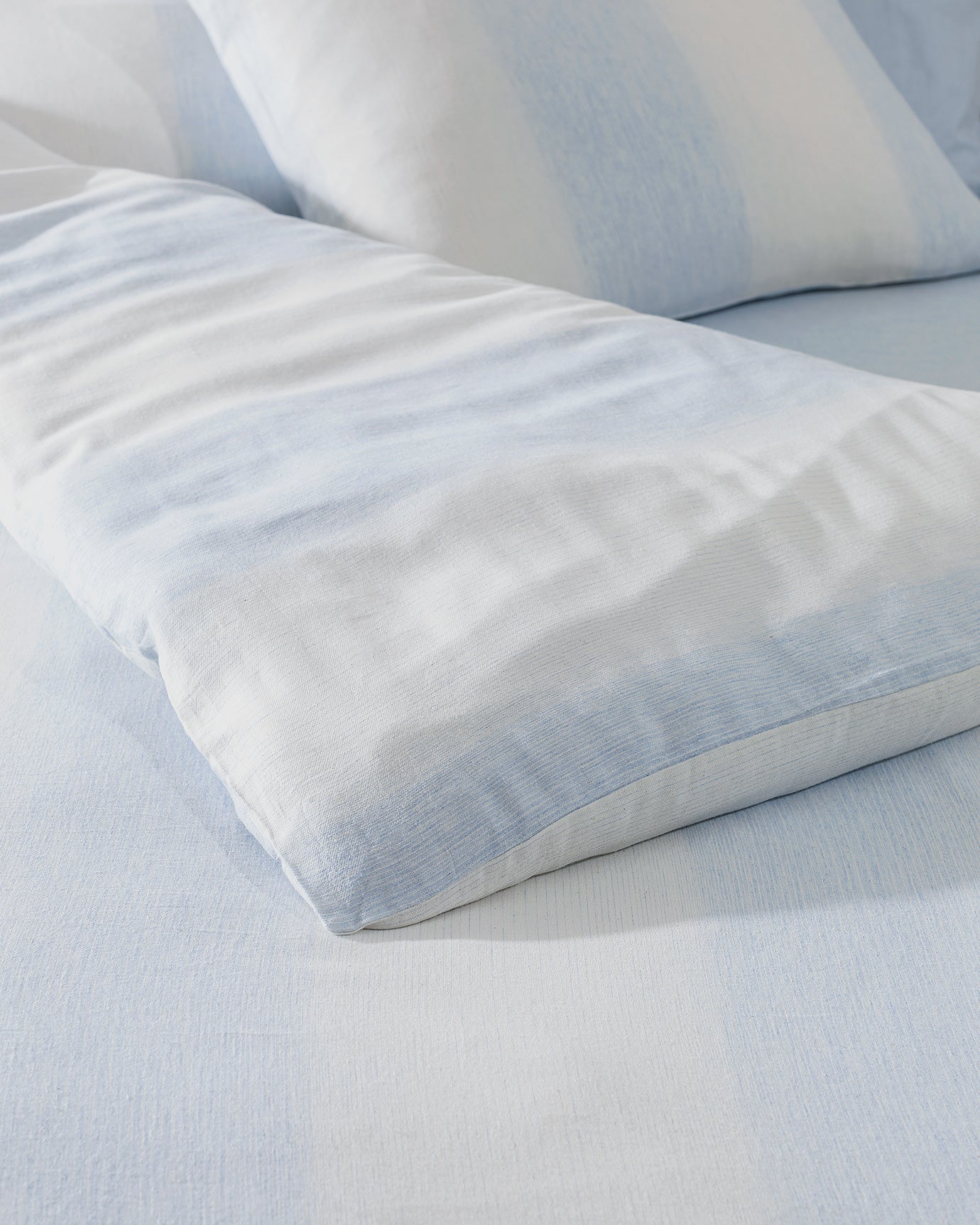 Viscose Cotton Blend Single Duvet Set - Subtle Dobby Weave