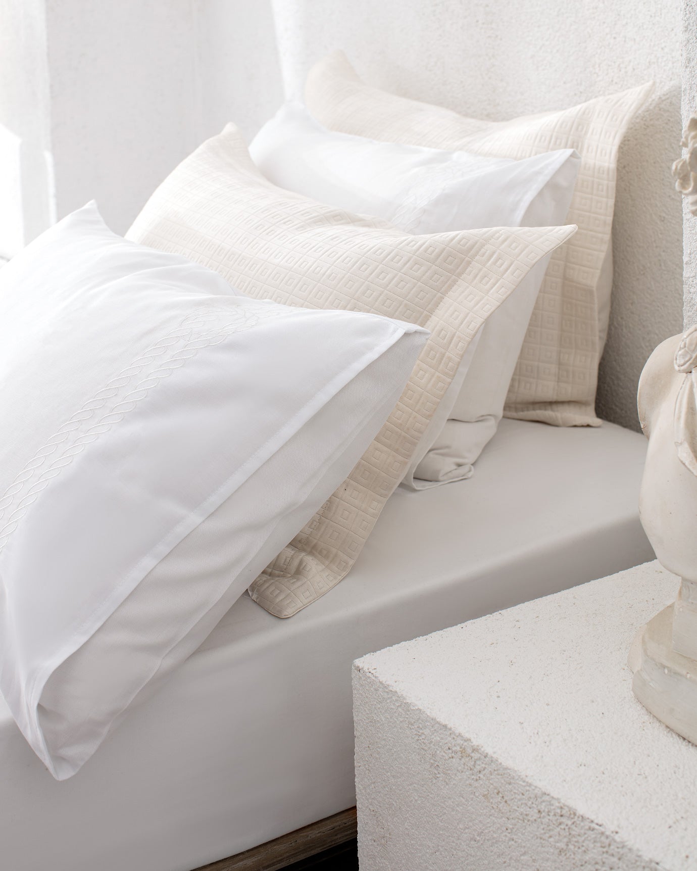 Rodez Double Bedspread Set - White Coastal Quilt Coverlet Bedding