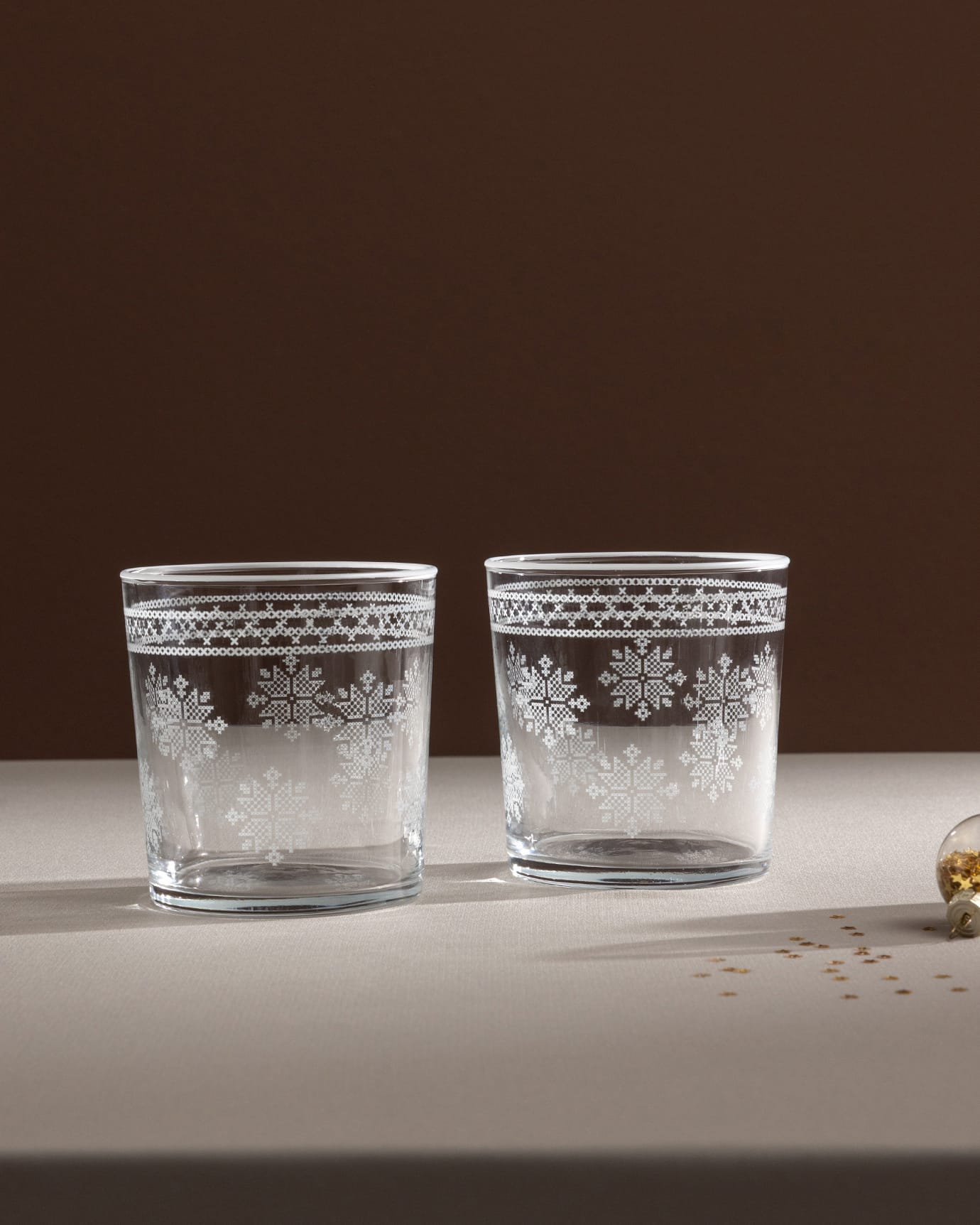 Clear Glass 4-Piece Water Glass Set - Contemporary Elegance