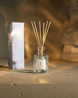 Elegant Glass Reed Diffuser - Musc & Amber Blend