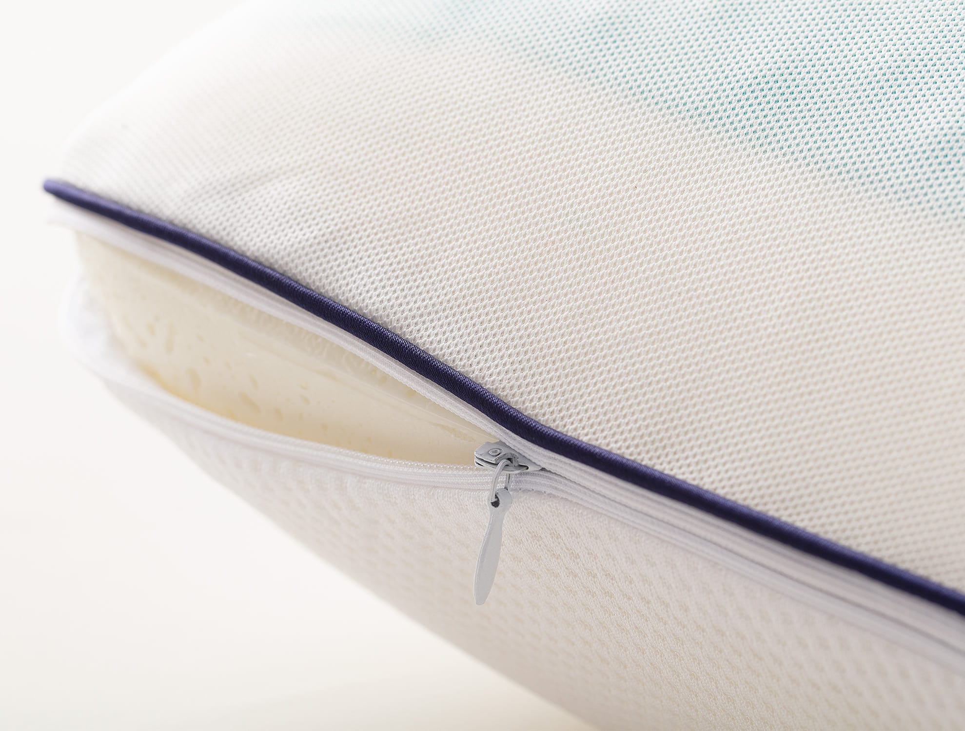 Fuchsia Cooling Gel Memory Foam Pillow for Restful Sleep