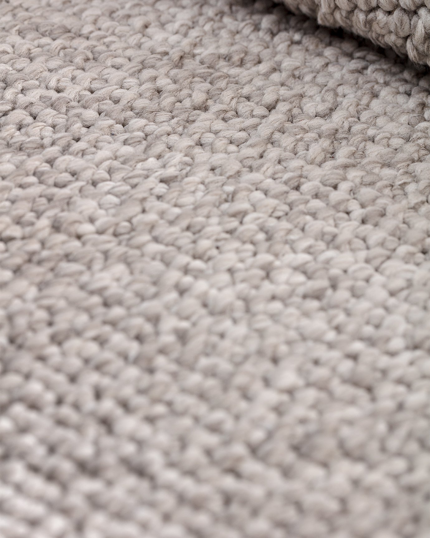 Soft Polyester Area Rug - Contemporary Grey Design
