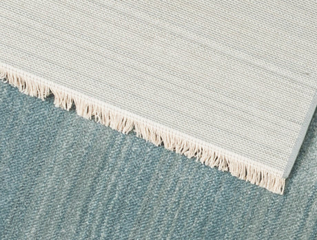 Durable Polypropylene Area Rug - Oriental Alvia Motif